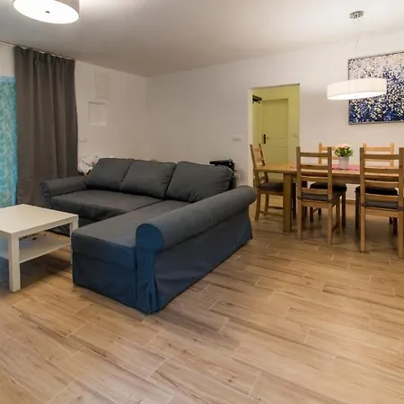 House In With Air Conditioning, Wifi, Dishwasher 4791-1 펜션 비르브닉