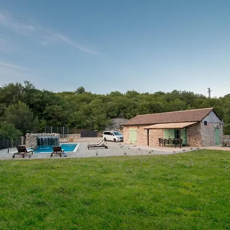 House In With Air Conditioning, Wifi, Dishwasher 4791-1 펜션 비르브닉